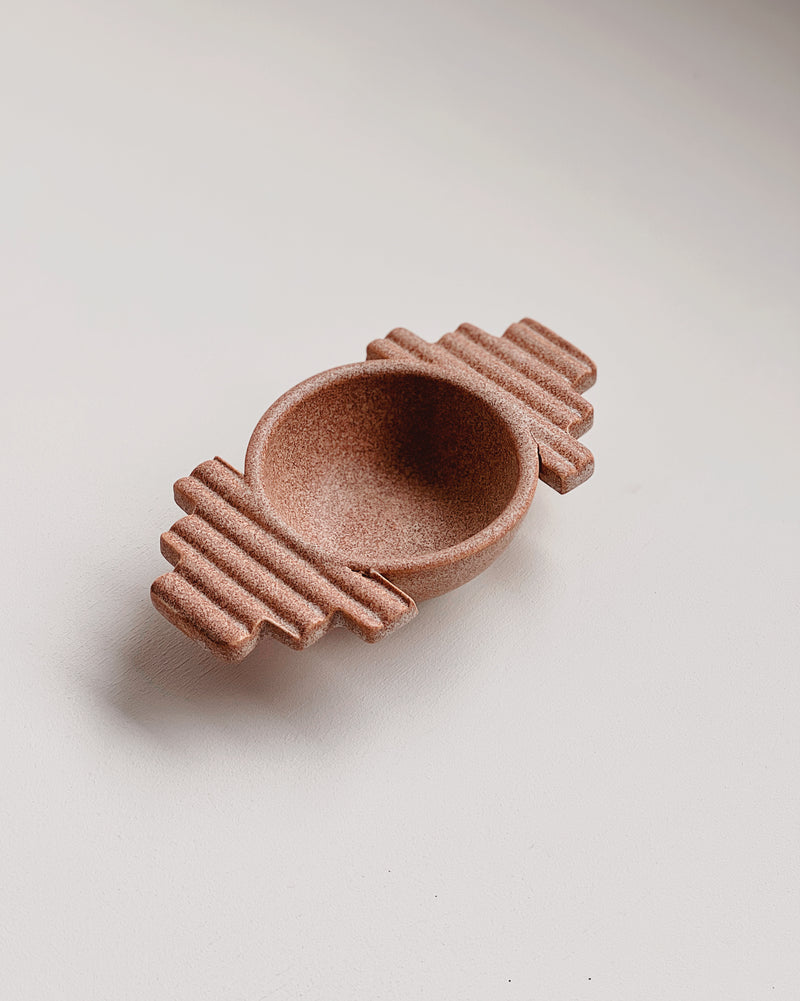 Sol Dish in Iron
